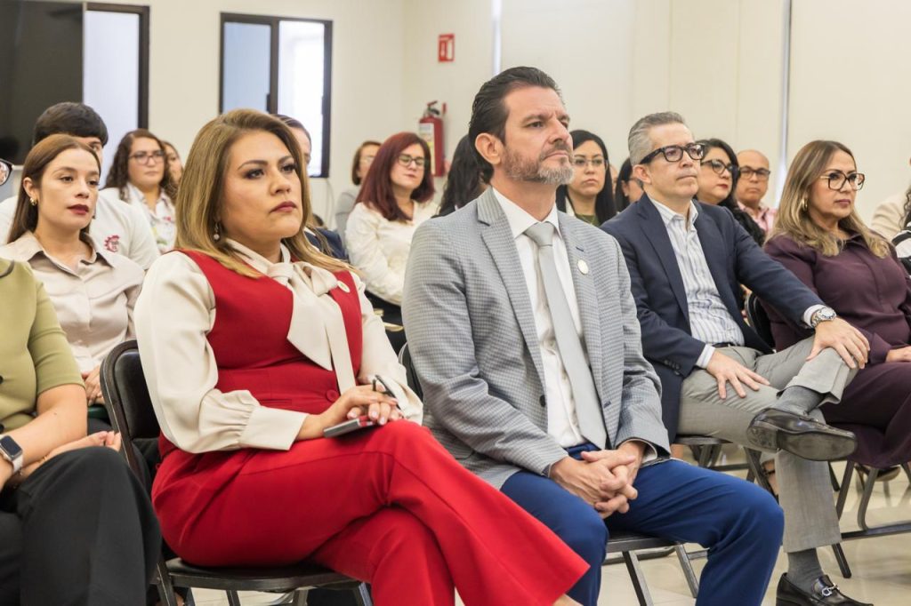Instalan a nuevos integrantes del Órgano de Administración Judicial