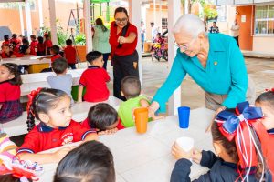 Beatriz Estrada impulsa espacios escolares dignos y renovados